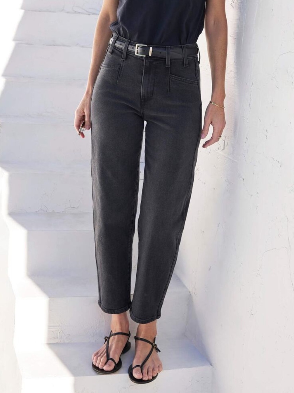 AYR The Beat Barrel Leg Jeans in Black, size 26